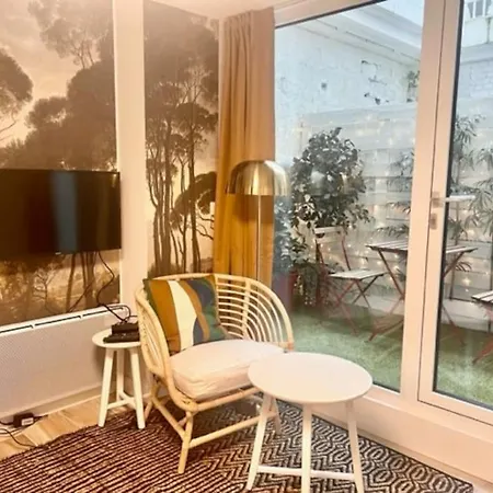 Rent A - Kremlin شقة *